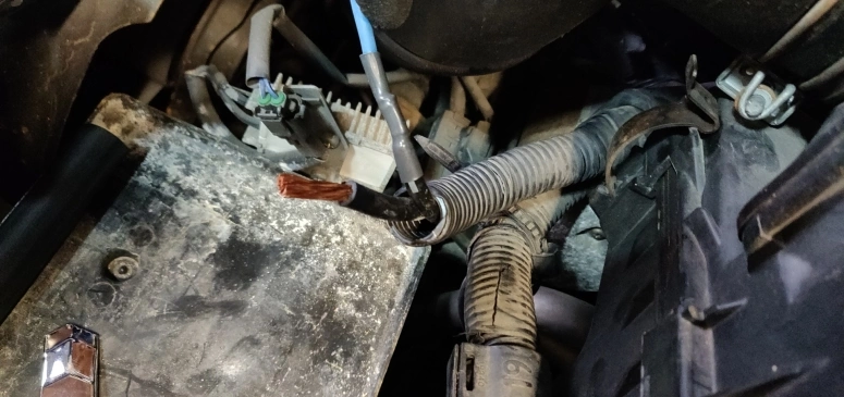 Existing starter and harness power cable cut